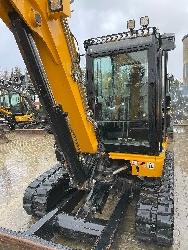 JCB 65R-1