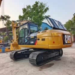 CAT 320D2L