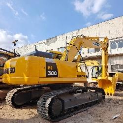 Komatsu PC300