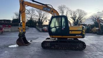 JCB JS 130