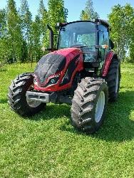 Valtra A 105