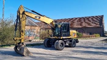 CAT M 313 D