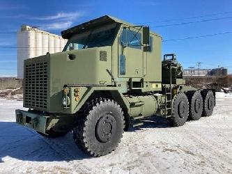 Oshkosh M1070