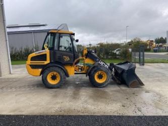 JCB 409