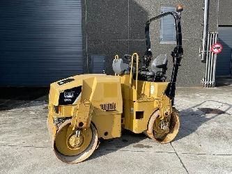 CAT CB 24