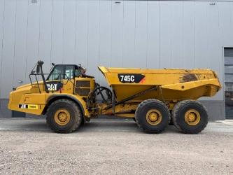 CAT 745 C