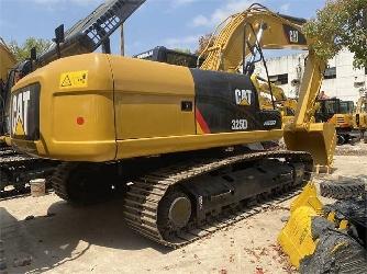 CAT 325 D