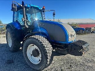 Valtra T150