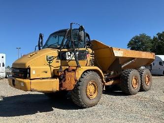 CAT 725