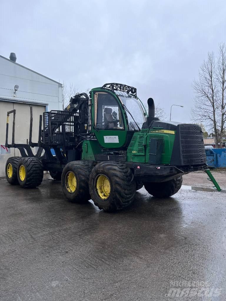 John Deere 1210 E 원목 포워더
