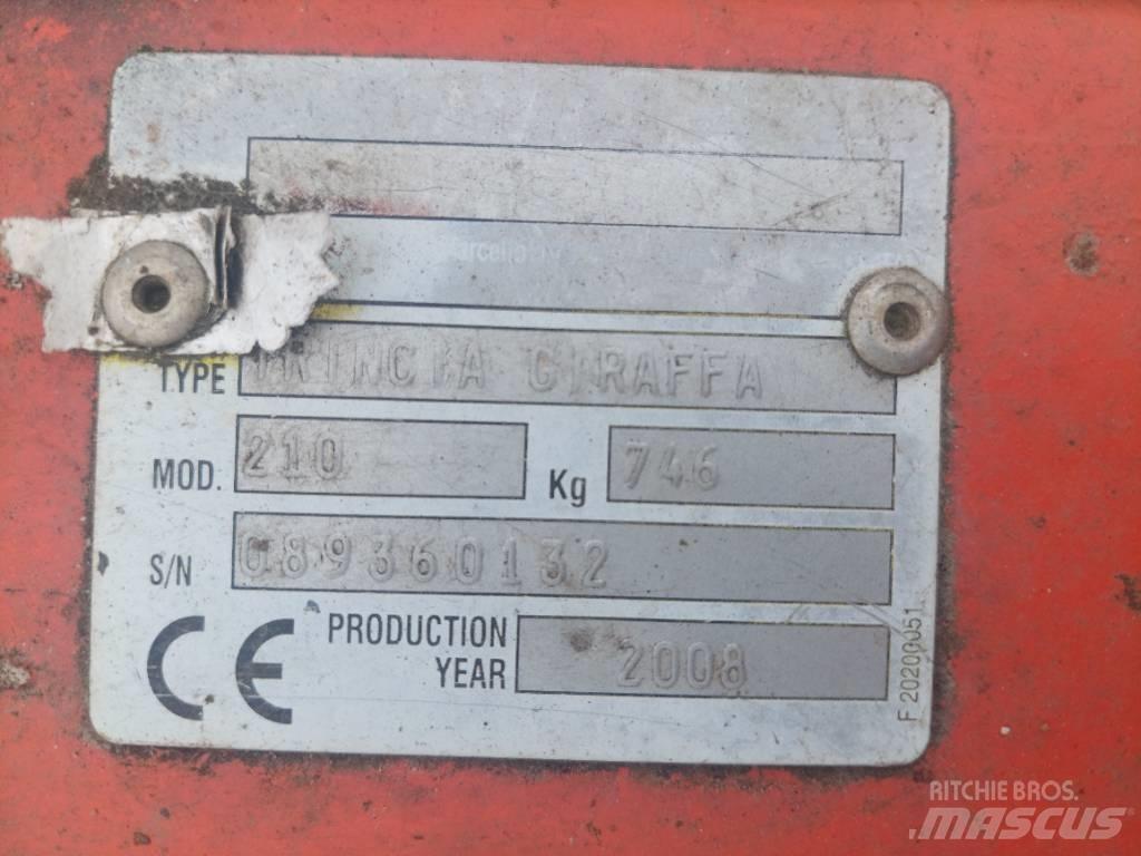 Maschio Giraffa 210 목장 제초기 및 토퍼
