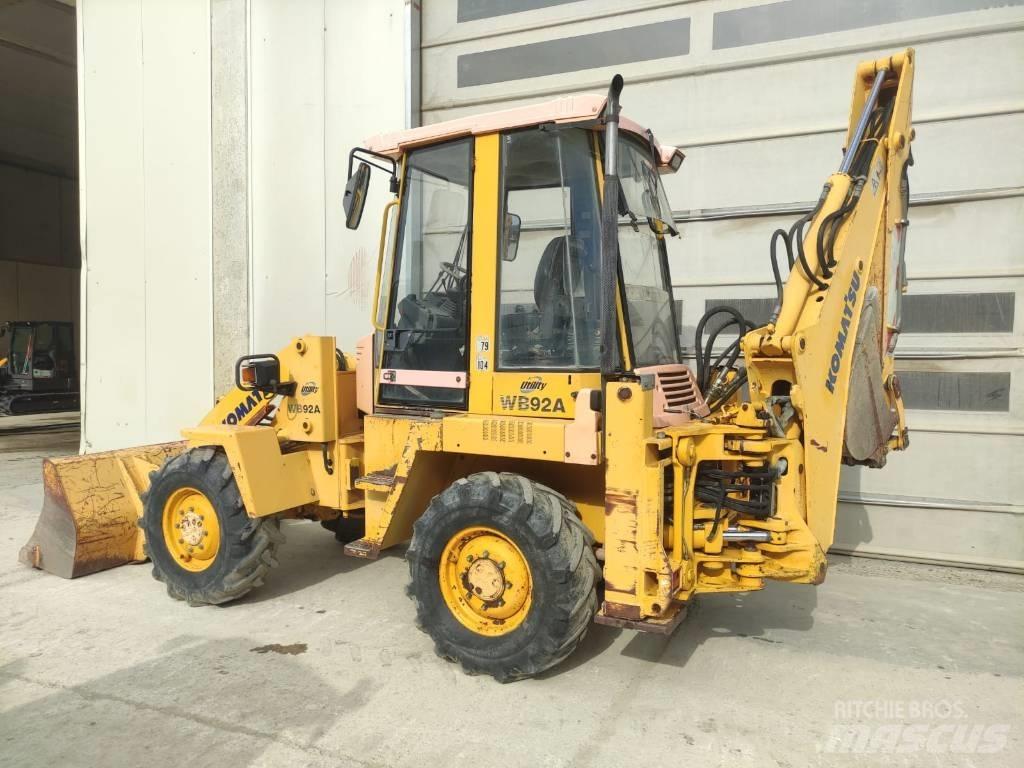 Komatsu WB 92 A 백호로더