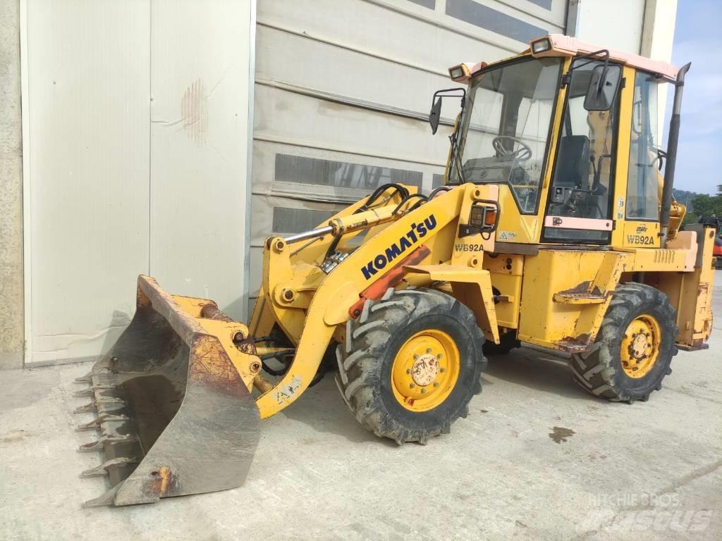 Komatsu WB 92 A 백호로더