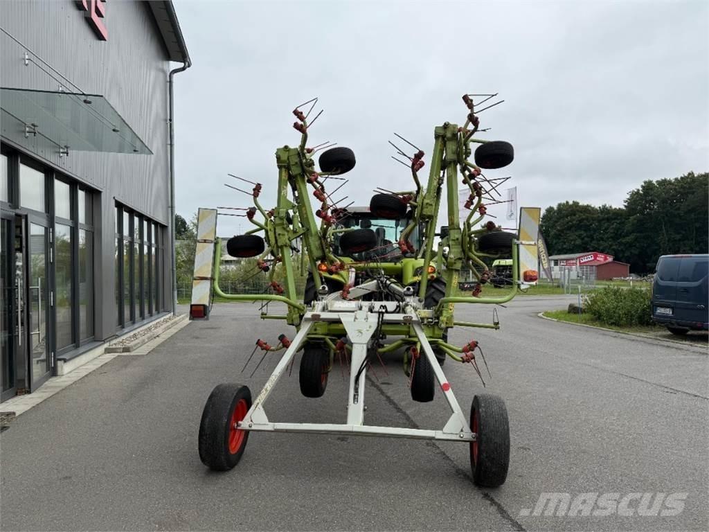 CLAAS Volto 870 T 갈퀴 및 테더