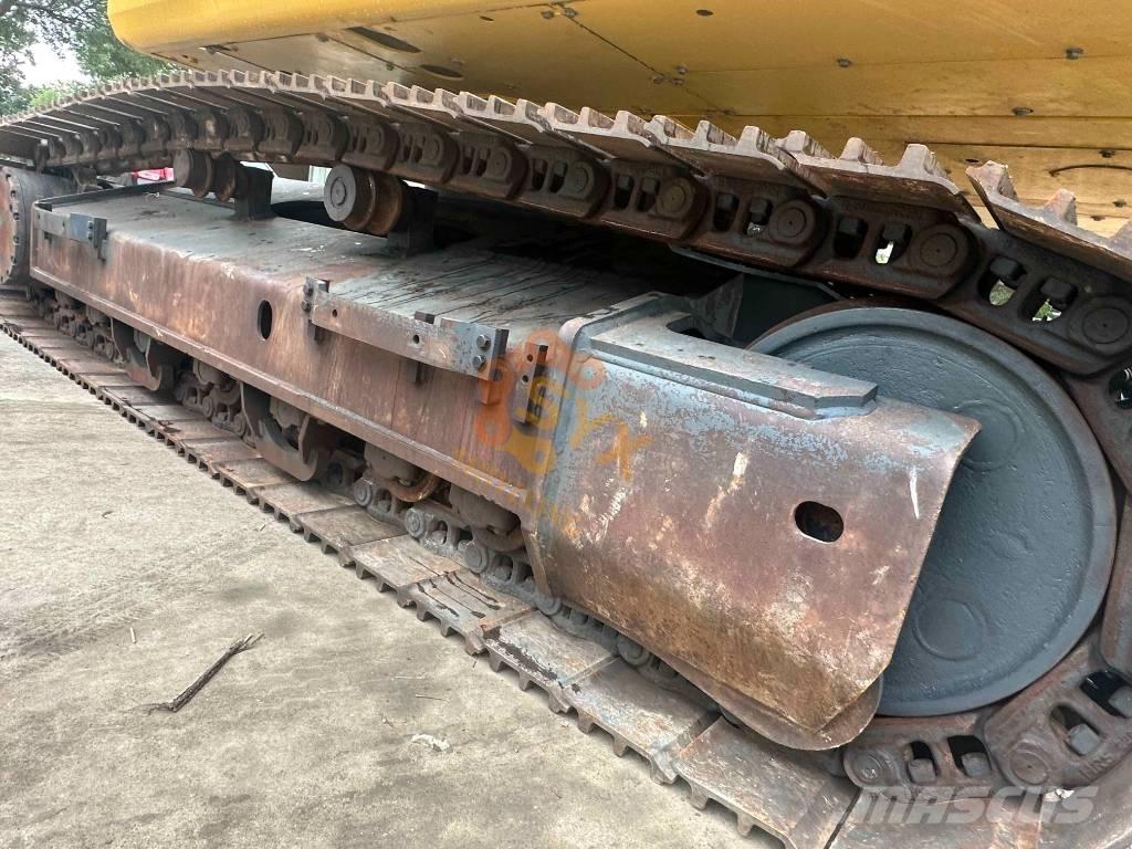 Komatsu PC 450 LC-8 대형 굴삭기 29톤 이상