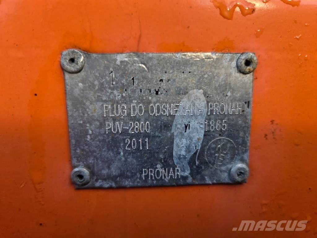 Pronar PUV 2800 제설 블레이드 및 제설기