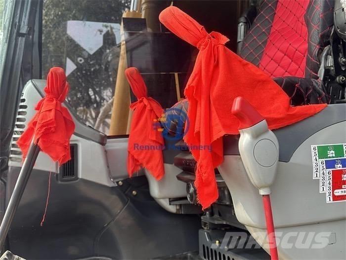 Komatsu PC 160 LC-7 대형 굴삭기 29톤 이상