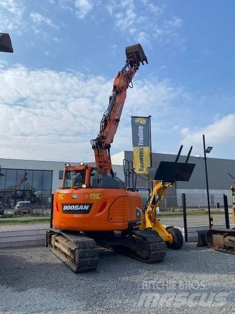 Doosan DX140LCR-5 대형 굴삭기 29톤 이상