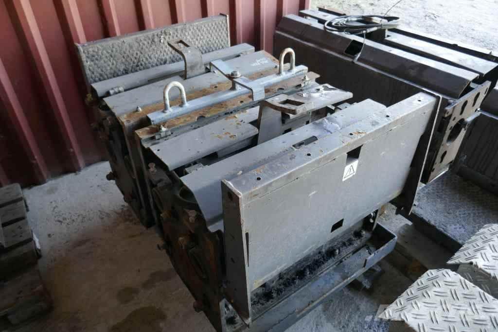 Volvo P 8820 C 아스팔트 포장장비