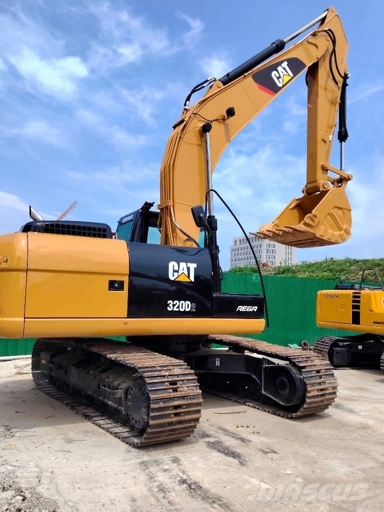 CAT 320D2 대형 굴삭기 29톤 이상