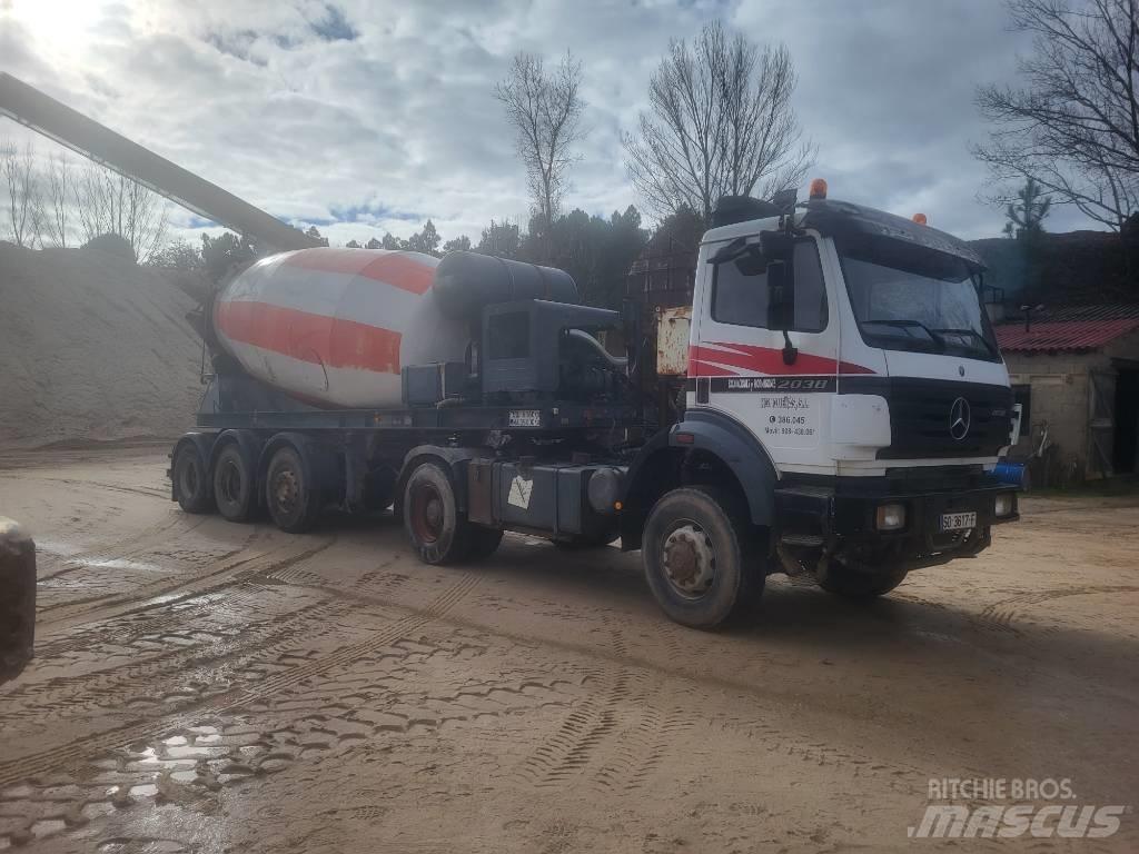 Mercedes 2038 4x4 기타 트레일러