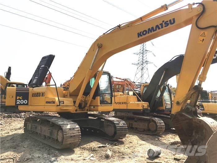 Komatsu PC 200-7 대형 굴삭기 29톤 이상