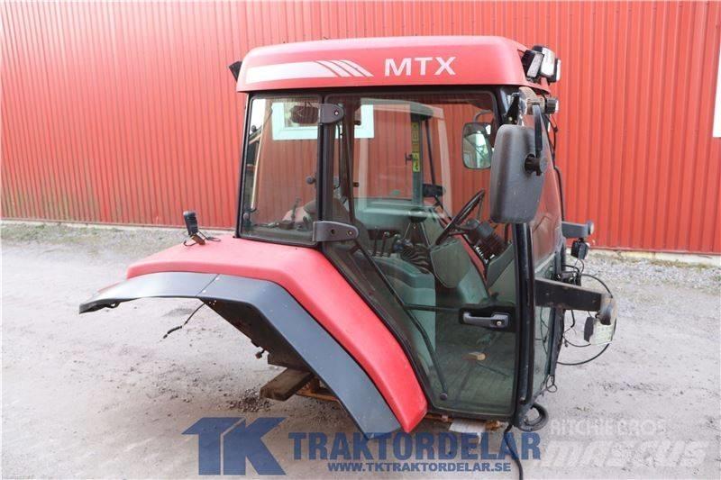 McCormick MTX 185 캐빈 및 인테리어
