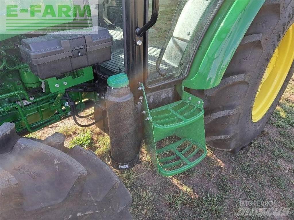 John Deere 5075e 트랙터