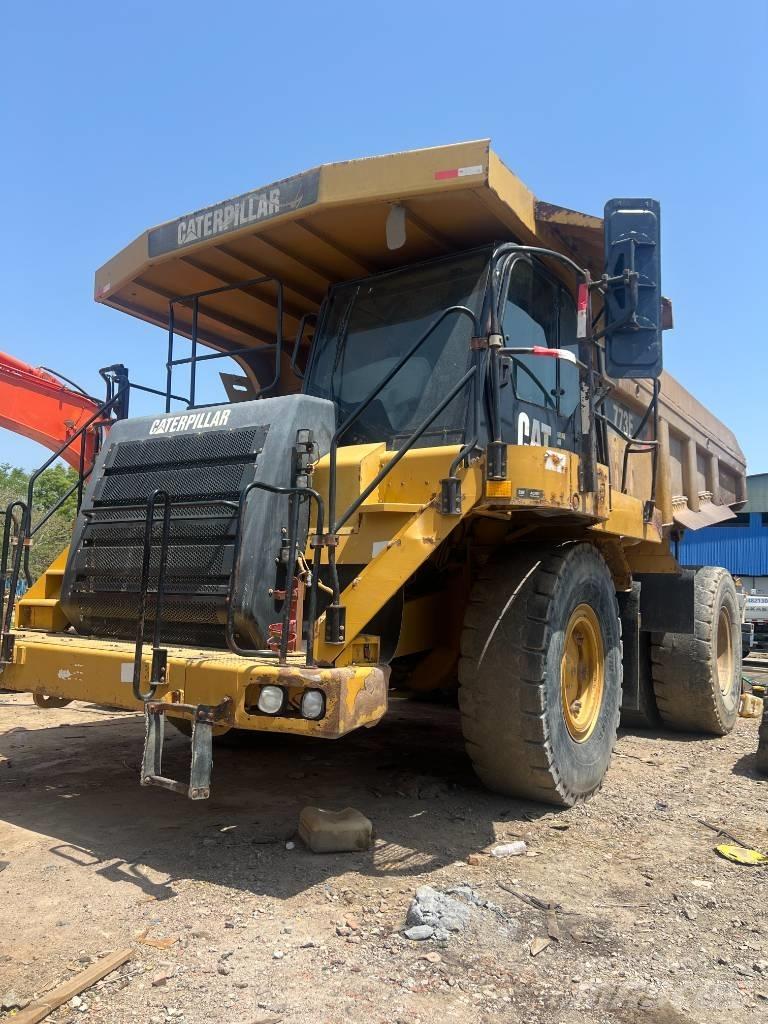CAT 773F 초대형 덤프 트럭