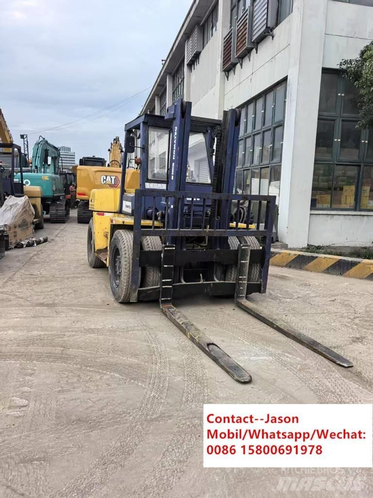Komatsu FD 100-7 디젤 지게차