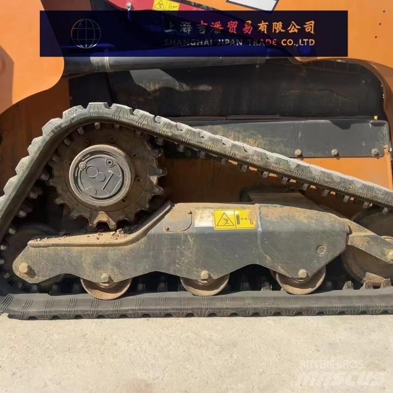 CASE TR 270  스키드로더