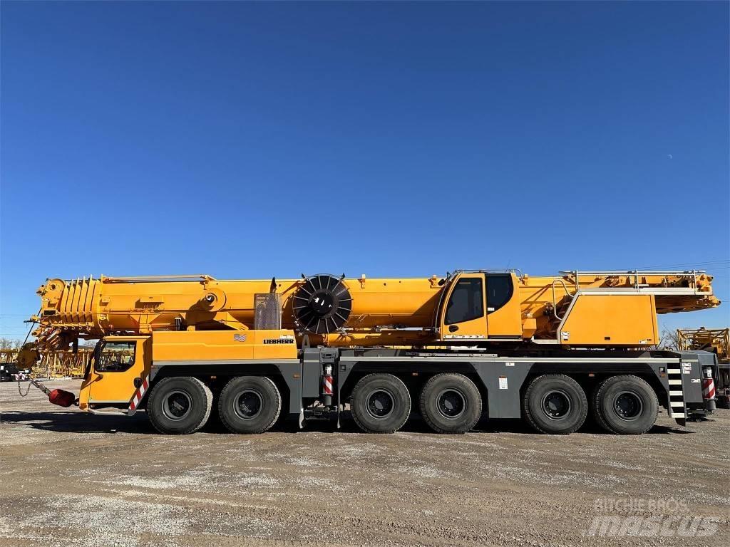 Liebherr LTM 1300 A/T 크레인