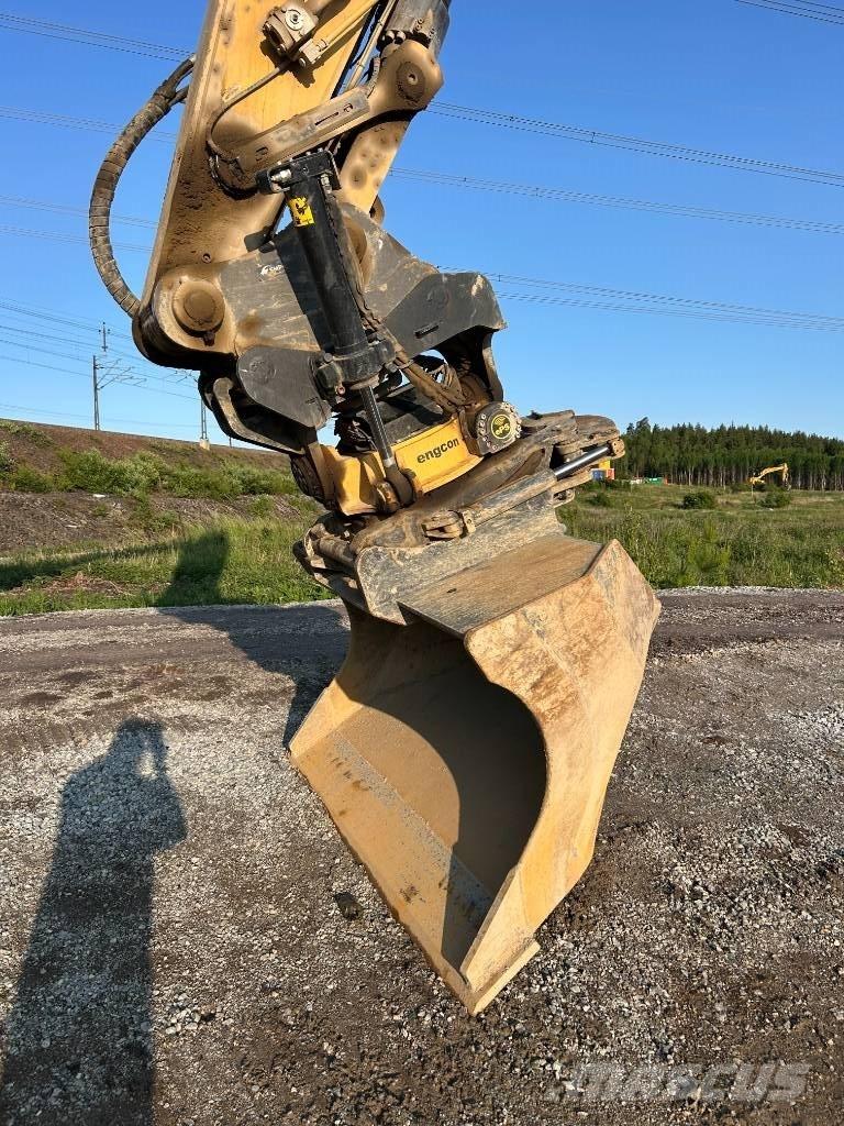 CAT 335 대형 굴삭기 29톤 이상