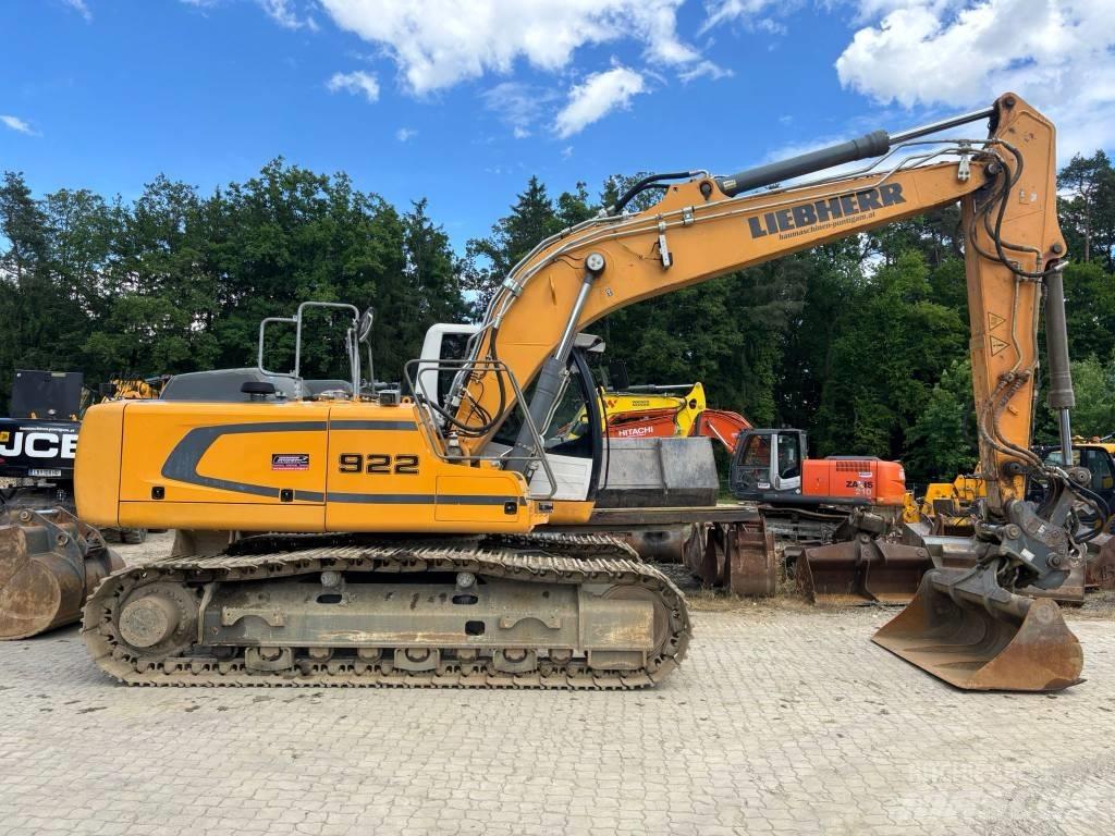 Liebherr R 922 LC 대형 굴삭기 29톤 이상