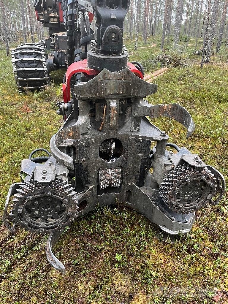 Komatsu 901 XC 원목 하베스터