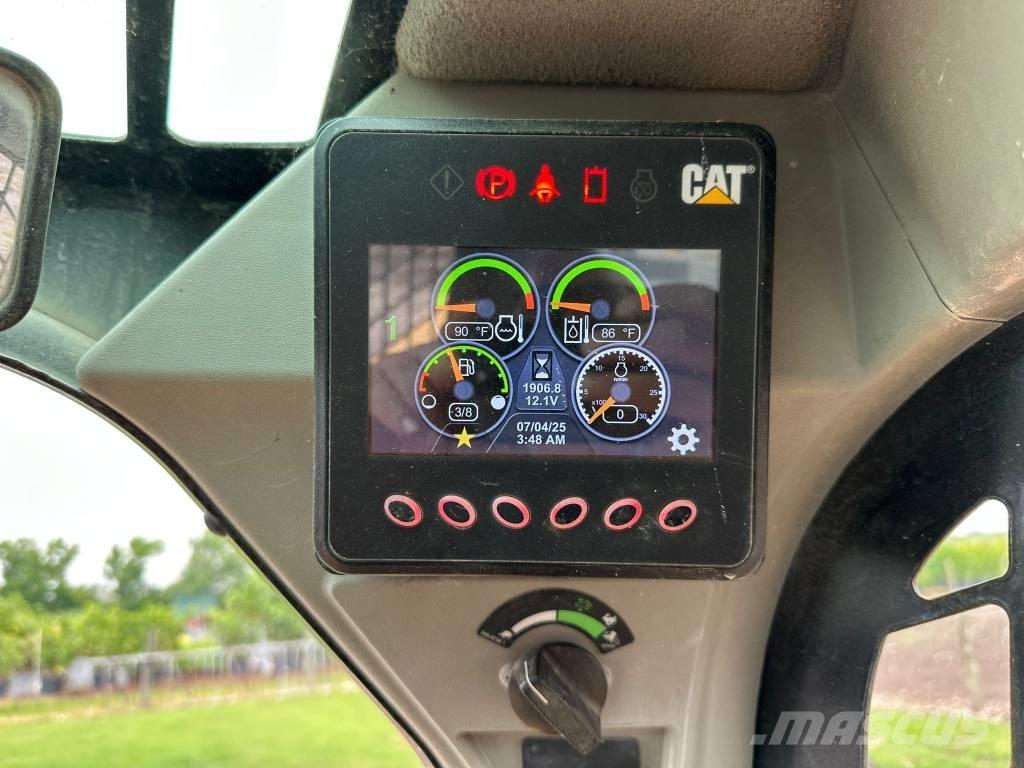 CAT 279 D3  스키드로더