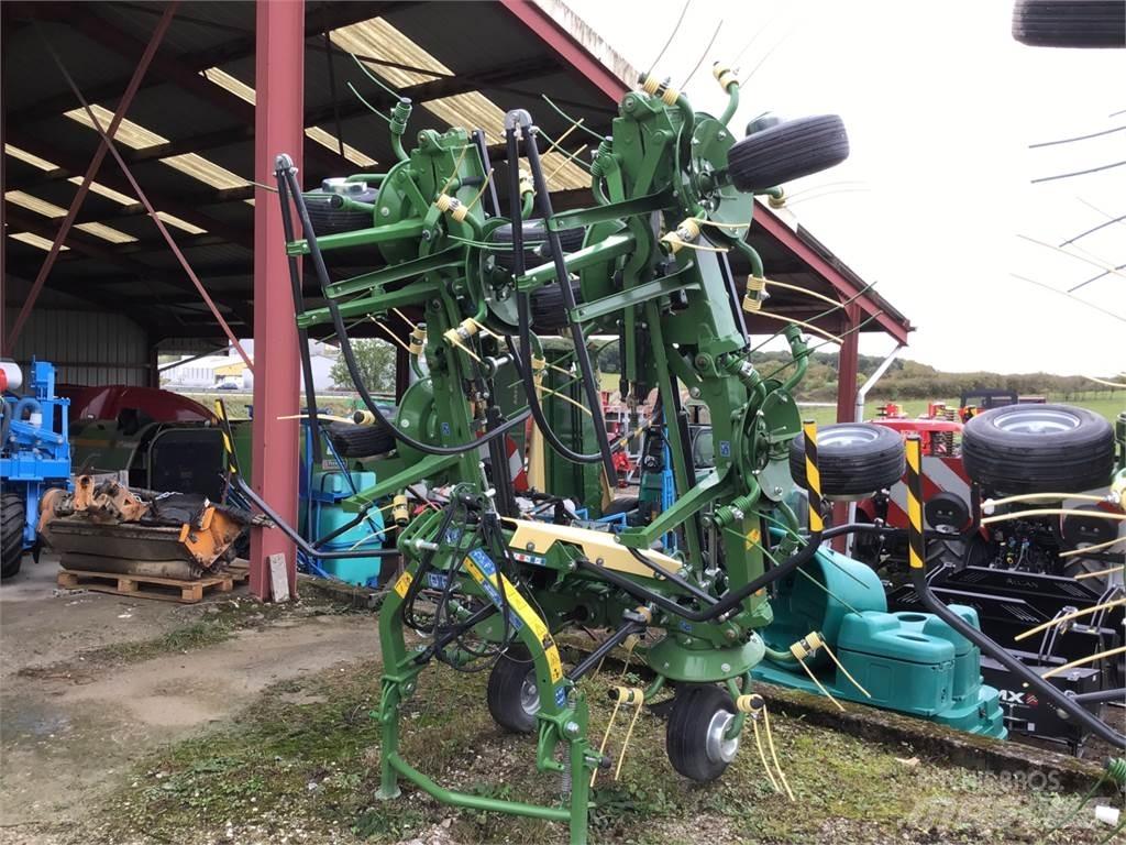 Krone Vendro 820 갈퀴 및 테더
