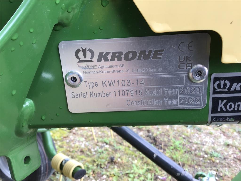 Krone Vendro 820 갈퀴 및 테더