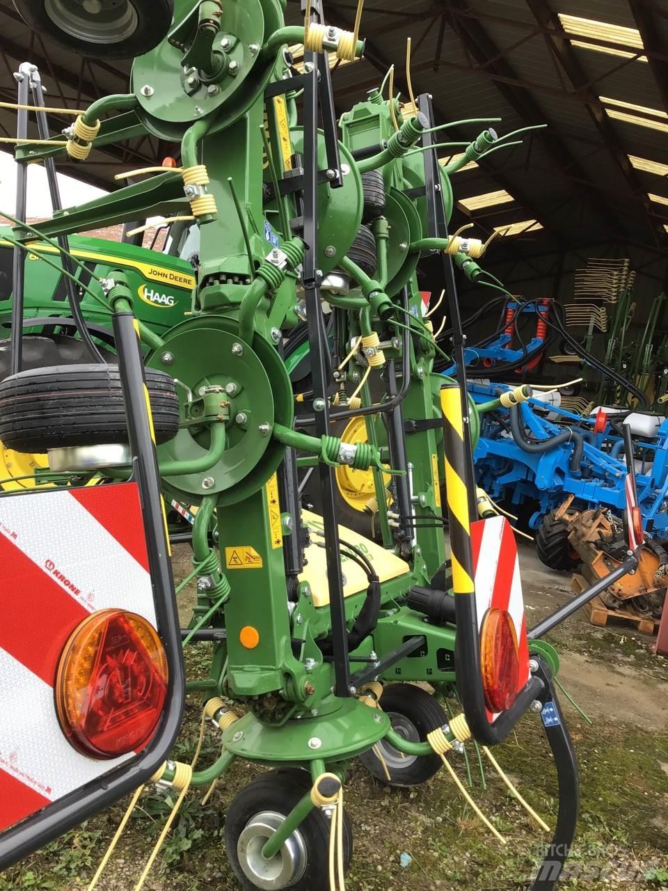 Krone Vendro 820 갈퀴 및 테더