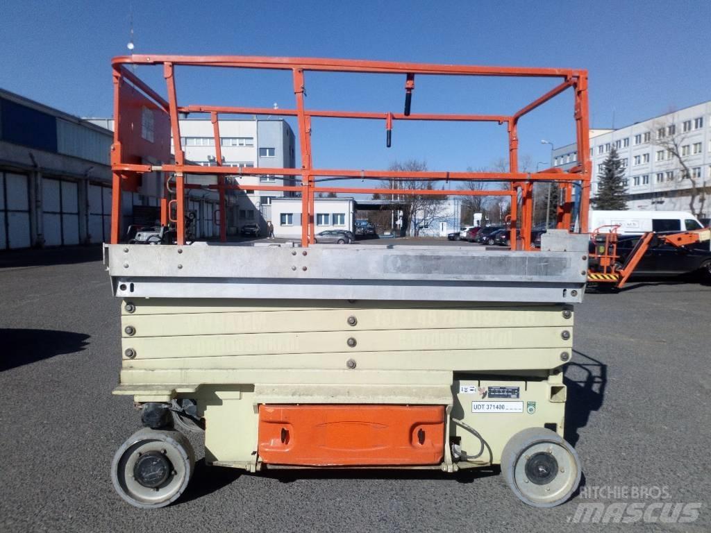 JLG 3246 ES 가위형 리프트