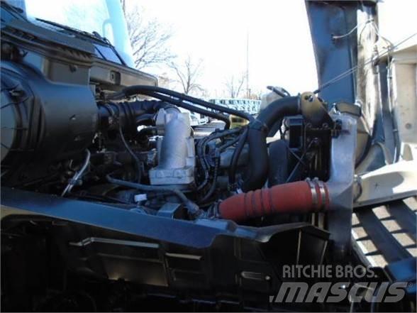 Hino 338 새시 운전실 트럭
