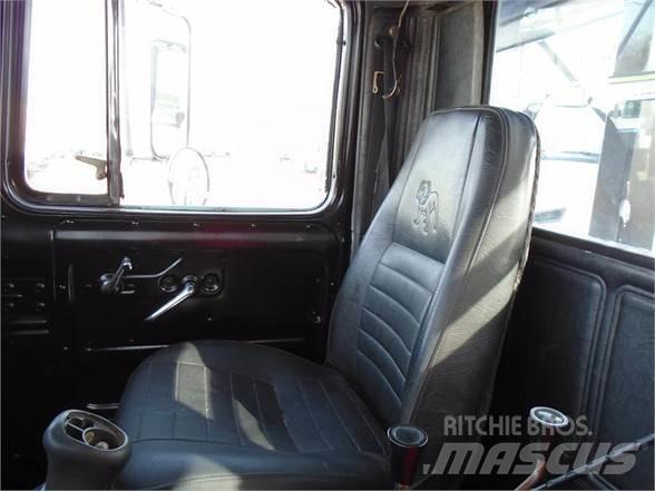 Mack RD600 훅 리프트 트럭