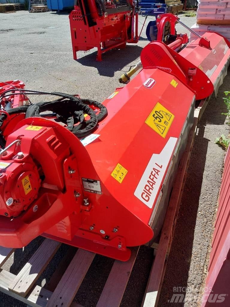 Maschio Giraffa L190 목장 제초기 및 토퍼