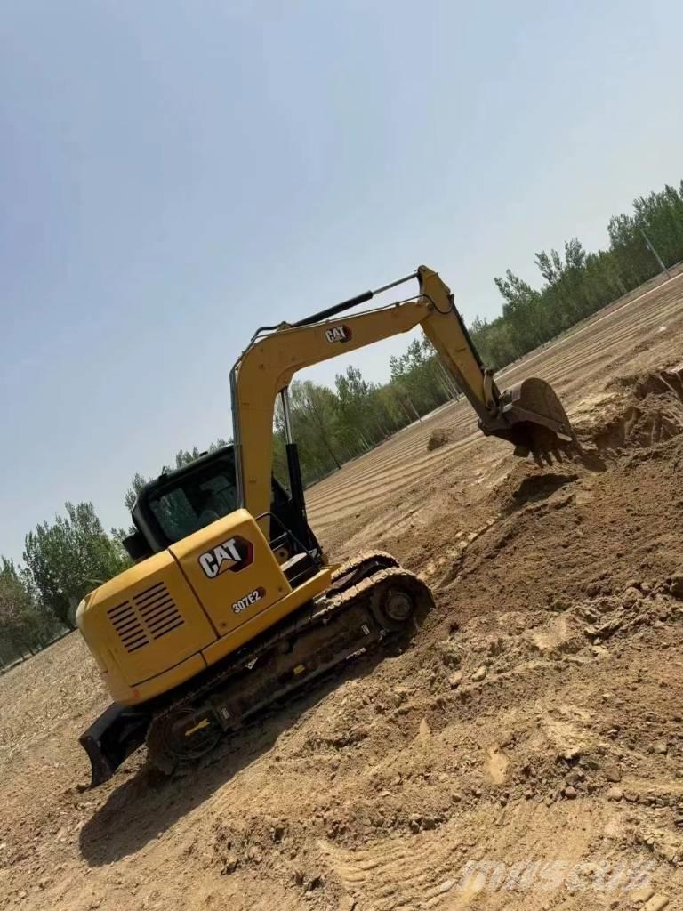 CAT 307 E2 대형 굴삭기 29톤 이상