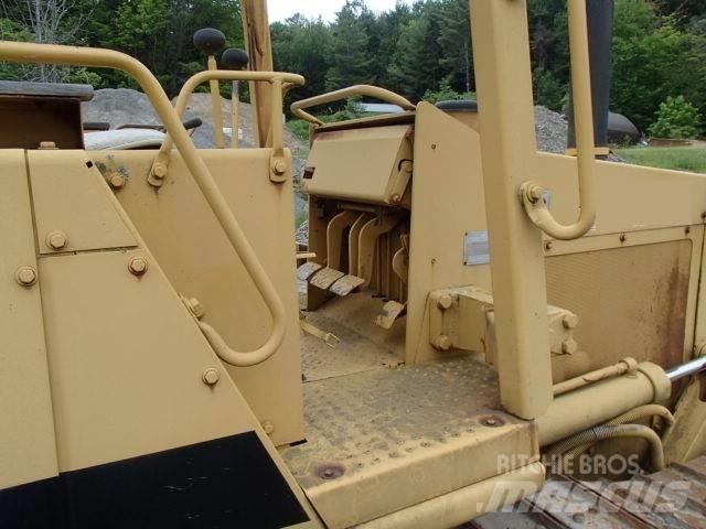 CAT D 3 C 크롤러 도저