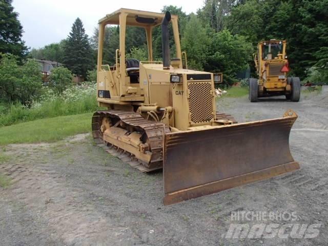 CAT D 3 C 크롤러 도저