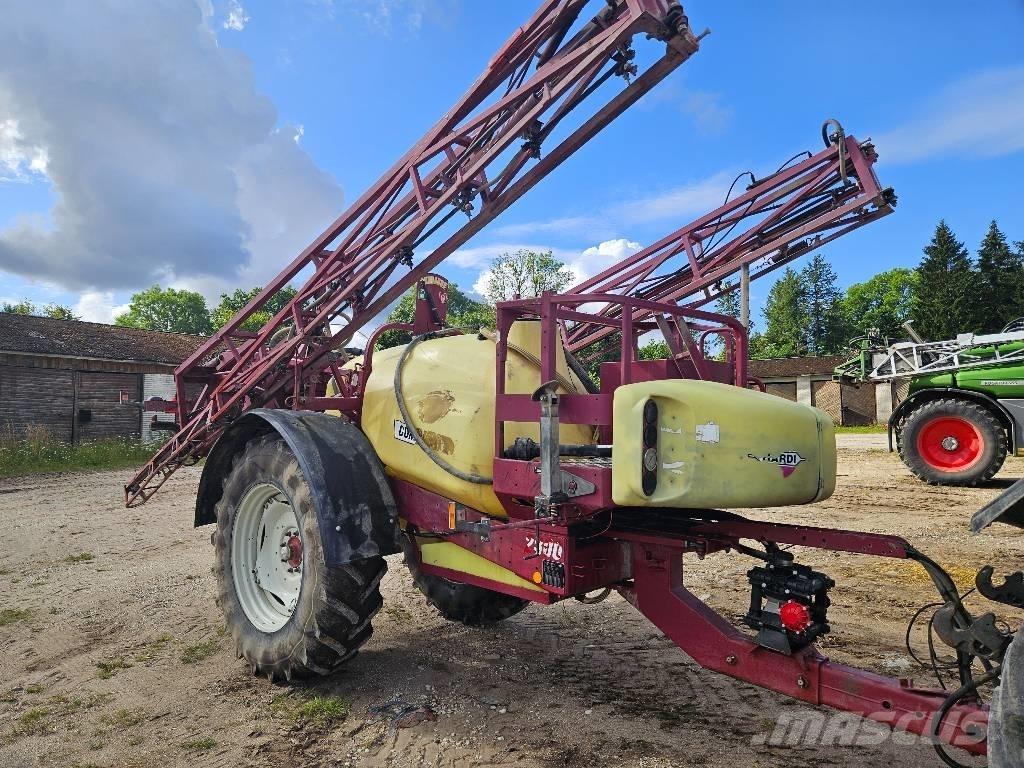 Hardi Commander 2800 견인형 분무기