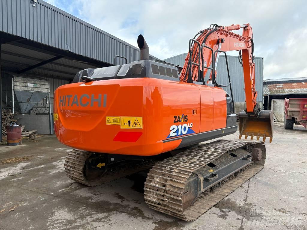 Hitachi 210LC 대형 굴삭기 29톤 이상