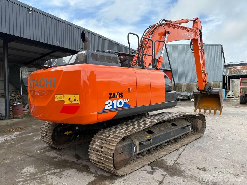Hitachi 210LC 대형 굴삭기 29톤 이상