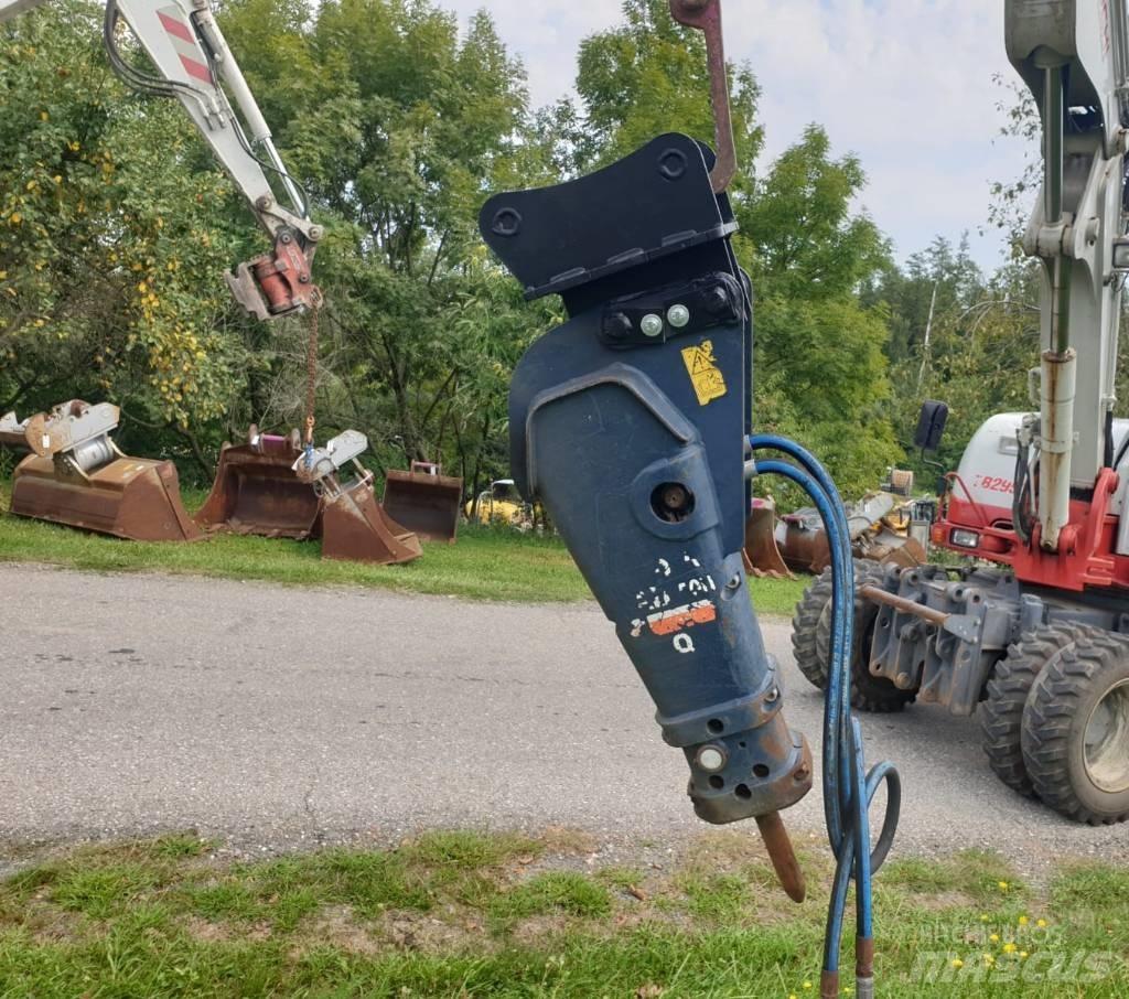 Kubota KXB 브레이커